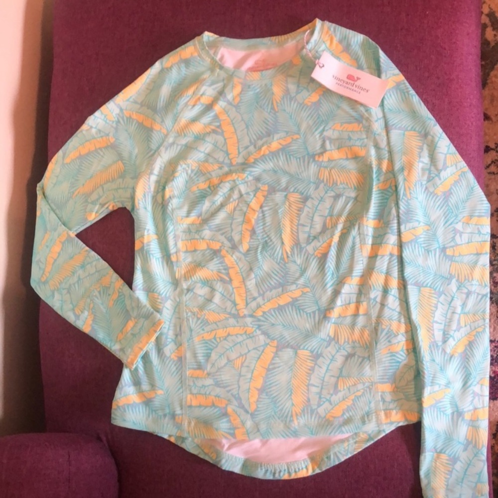 Vineyard Vines rash guard